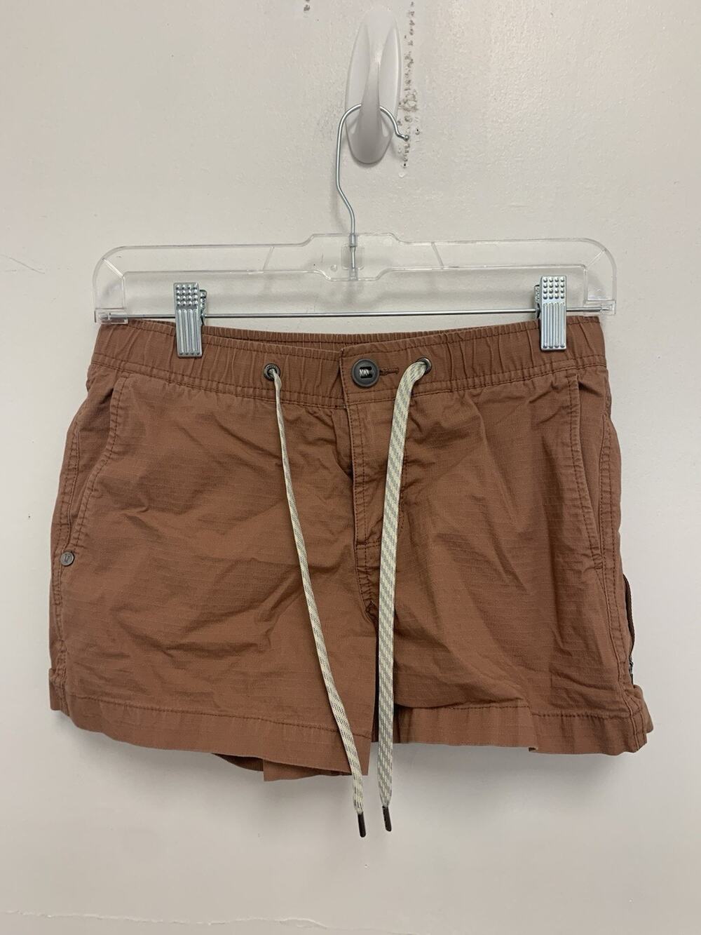 Vuori Women's Ripstop Shorts Brown Size Small